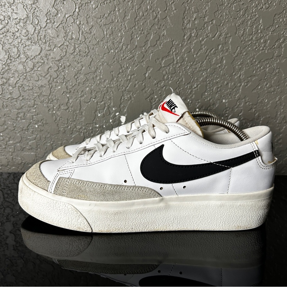 Nike  Blazer women’s size 10 Low Platform Sneakers White/Black DJ0292-101
